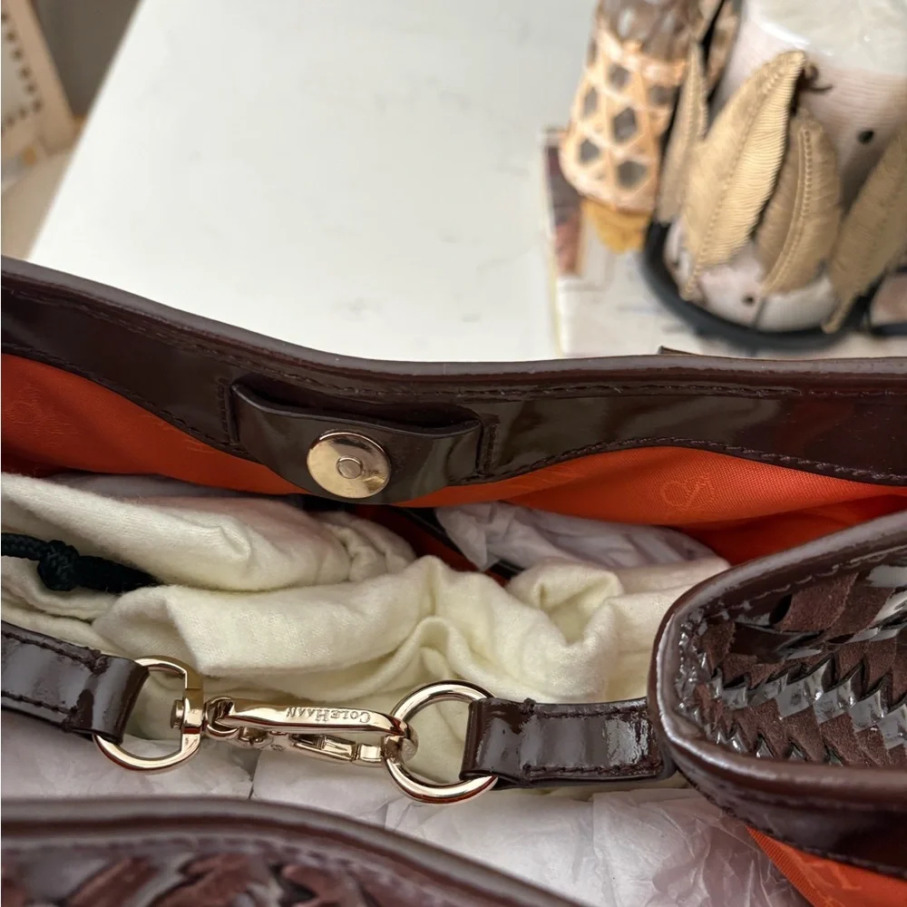Brown Leather Satchel with Woven Design Cole Haan beuty! Like new beutiful - Picture 4 of 5